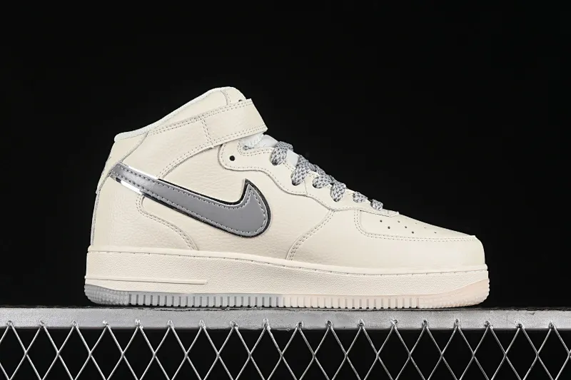 All categories Nk Air Force 1 Air Force series Nk Air Force 1 Mid Air Force mid-top Nk Air Force 1'07 Mid Beige and gray two-color bottom Starry sky Air Force 1 mid-top casual sneakers XL0236-232